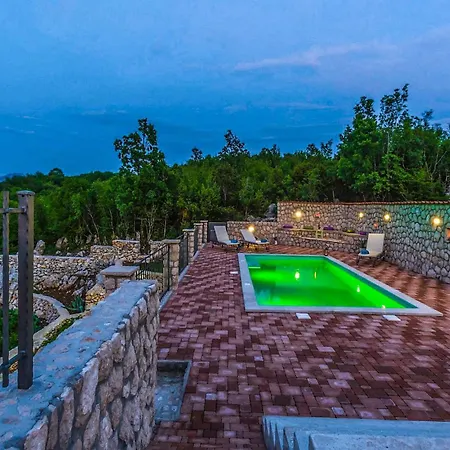 Holiday home Gardens Jovici Mucki