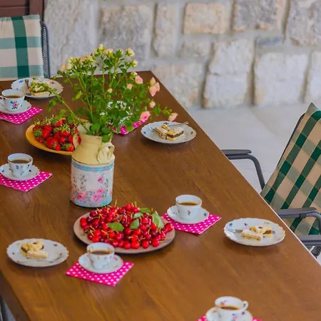 Holiday home Gardens